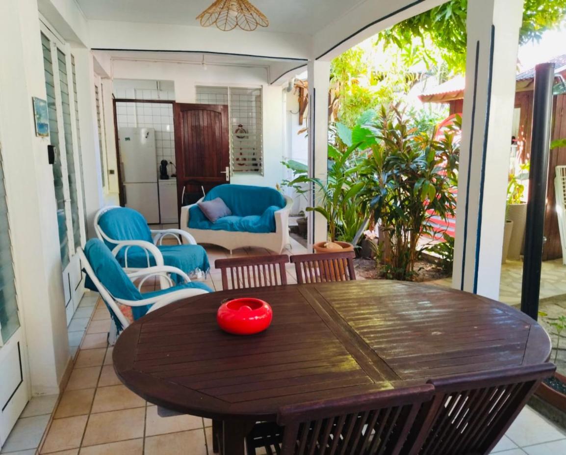 Habitation SANTOS 4 personnes Terre de Haut Les Saintes Extérieur photo