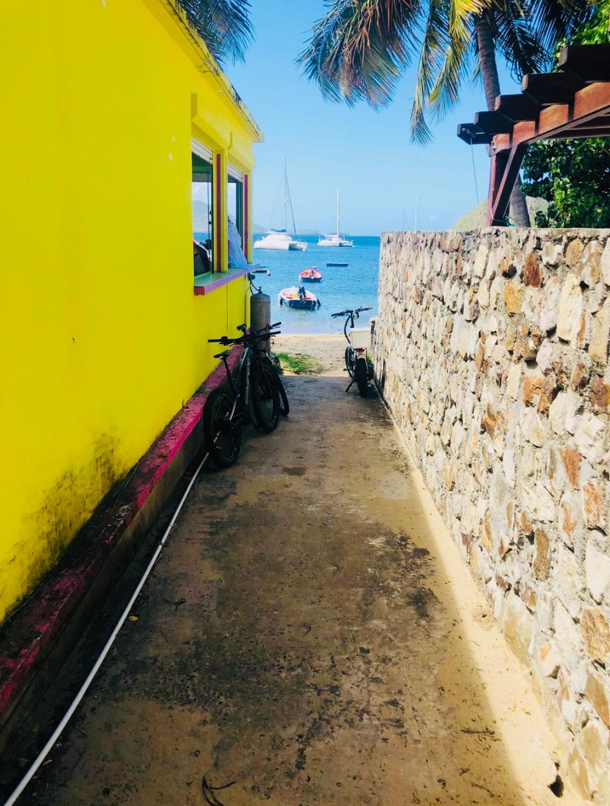 Habitation SANTOS 4 personnes Terre de Haut Les Saintes Extérieur photo