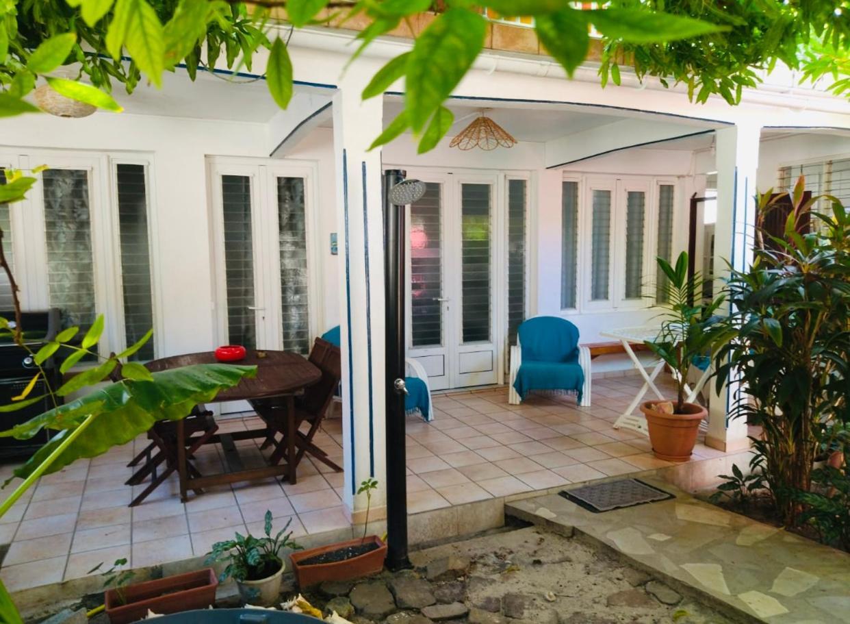 Habitation SANTOS 4 personnes Terre de Haut Les Saintes Extérieur photo