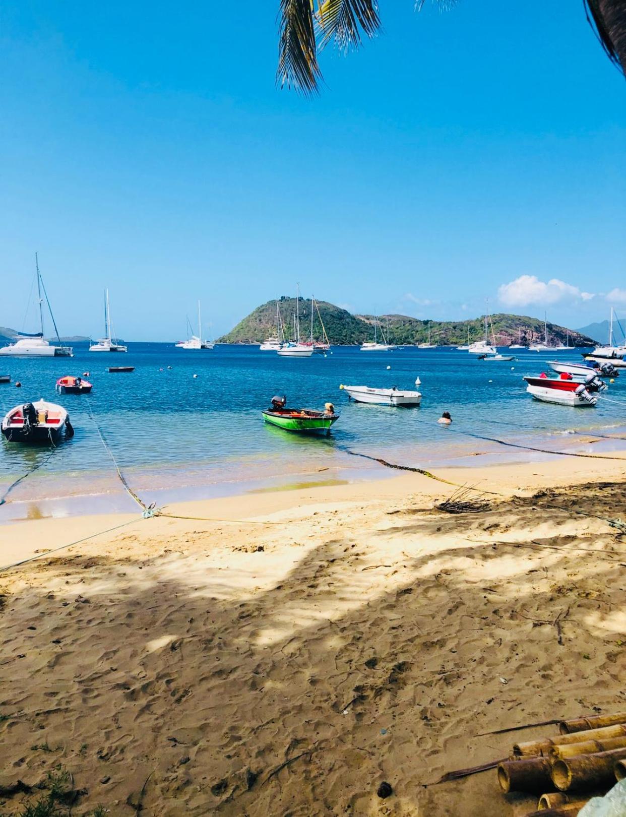 Habitation SANTOS 4 personnes Terre de Haut Les Saintes Extérieur photo